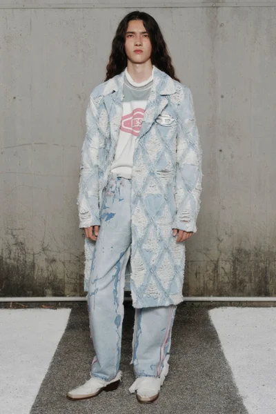Look 32